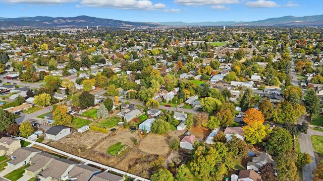 419 N Felts Rd, Spokane, WA 99206