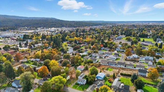 419 N Felts Rd, Spokane, WA 99206