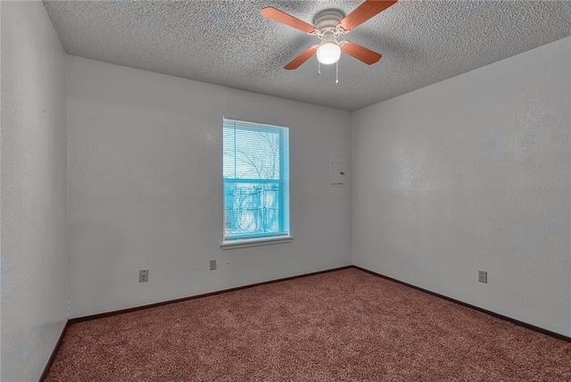 1012 N 5th Street, Noble, OK 73068