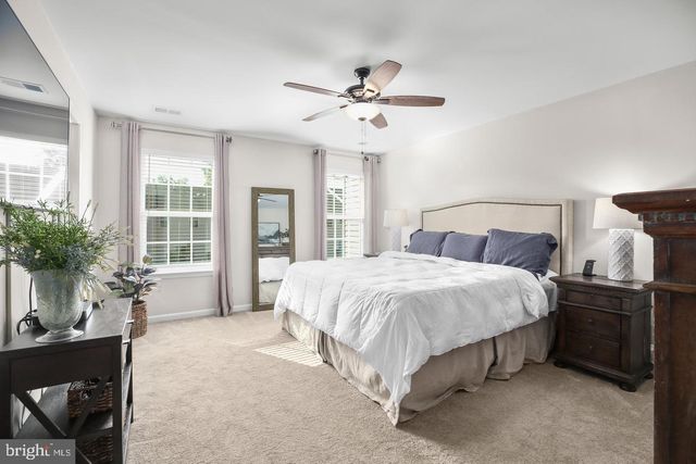 2106 HAYS ST, Fredericksburg, VA 22401