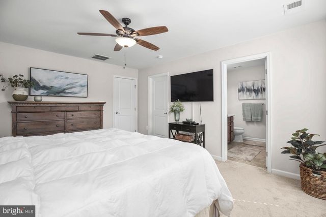 2106 HAYS ST, Fredericksburg, VA 22401
