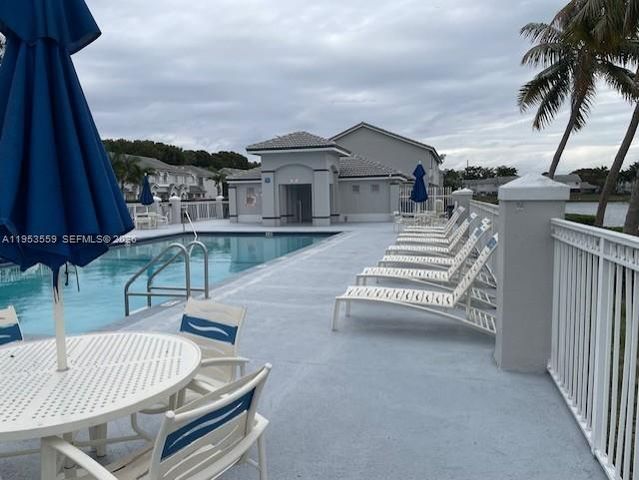 14212 SW 121st Pl 6, Miami, FL 33186