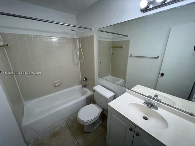 4481 W Mcnab Rd 33, Pompano Beach, FL 33069