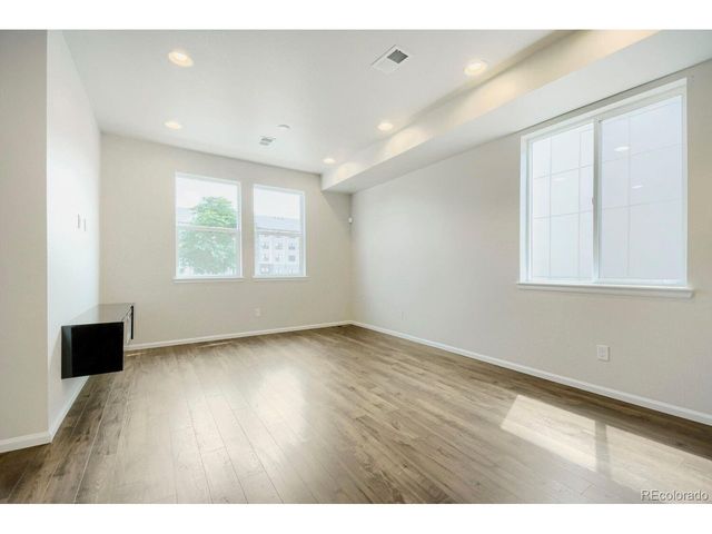 19007 E 64th Ave, Denver, CO 80249