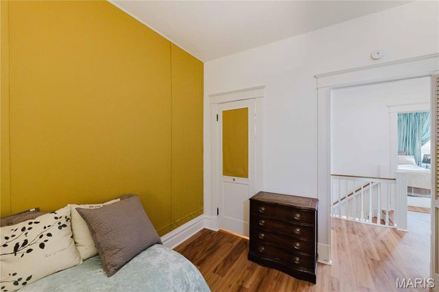904 Dover Place, St Louis, MO 63111