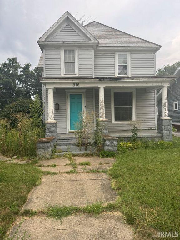 916 E Beardsley Avenue, Elkhart, IN 46514