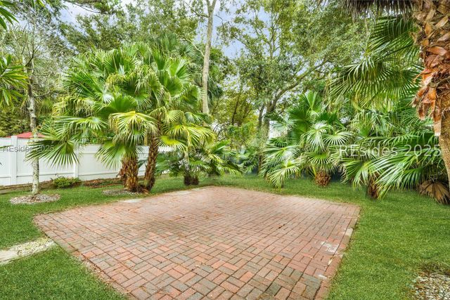 40 Victoria Square Dr, Hilton Head Island, SC 29926