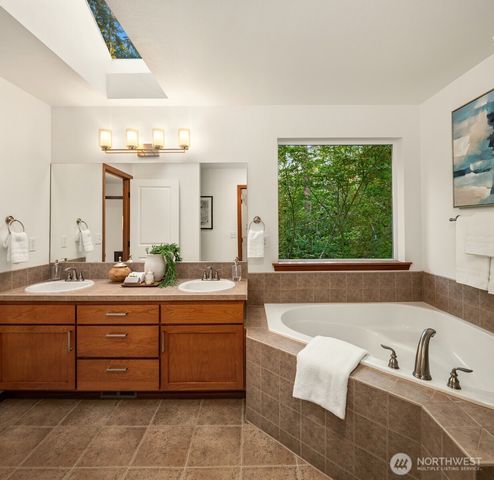 18318 34th Avenue SE, Bothell, WA 98012