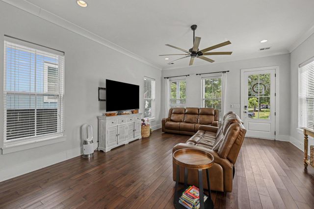4619 Oakwood Avenue, North Charleston, SC 29405