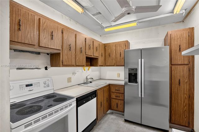 20301 W Country Club Dr 2122, Aventura, FL 33180
