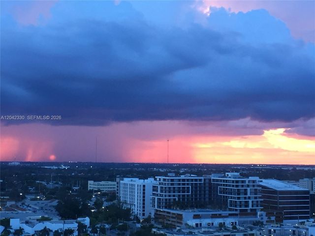20301 W Country Club Dr 2122, Aventura, FL 33180