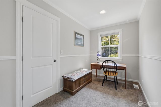 506 Azalea Avenue NE, Bainbridge Island, WA 98110