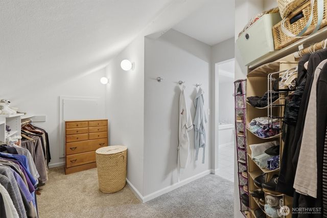 506 Azalea Avenue NE, Bainbridge Island, WA 98110