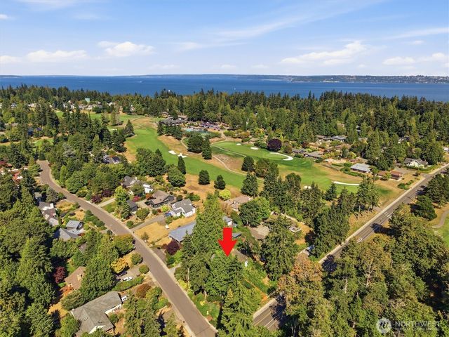506 Azalea Avenue NE, Bainbridge Island, WA 98110