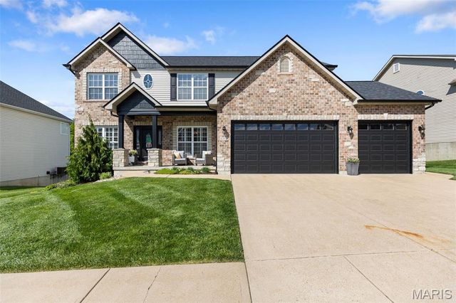 4355 Ventura Place Drive, St Louis, MO 63128