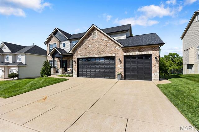 4355 Ventura Place Drive, St Louis, MO 63128