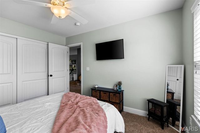 4355 Ventura Place Drive, St Louis, MO 63128