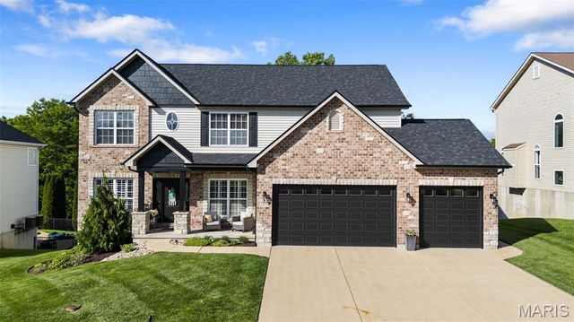 4355 Ventura Place Drive, St Louis, MO 63128