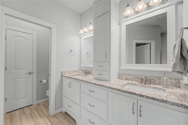 4442 W Oldham Drive, Fayetteville, AR 72704