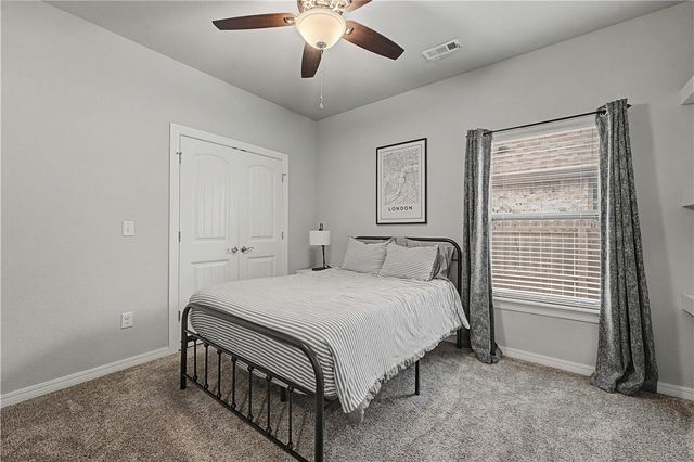4442 W Oldham Drive, Fayetteville, AR 72704