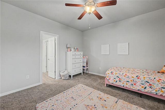 4442 W Oldham Drive, Fayetteville, AR 72704