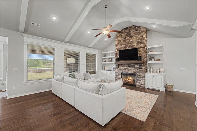 4442 W Oldham Drive, Fayetteville, AR 72704
