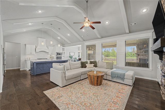 4442 W Oldham Drive, Fayetteville, AR 72704
