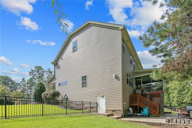 16 Spring Pond Lane, Spring Lake, NC 28390