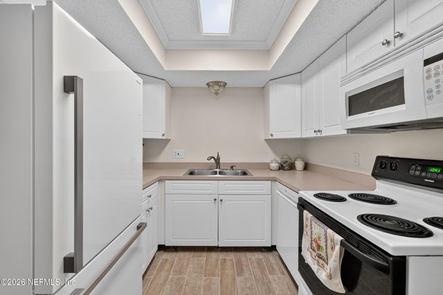 6515 LA MIRADA W 3, Jacksonville, FL 32217