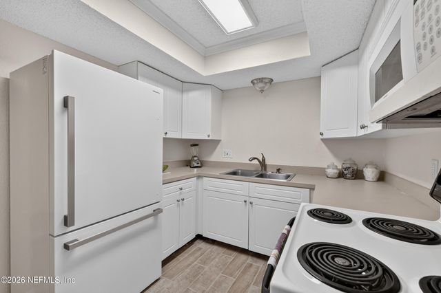 6515 LA MIRADA W 3, Jacksonville, FL 32217