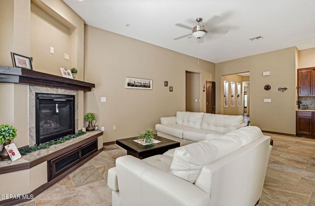 12039 EQUESTRIAN Road, El Paso, TX 79928