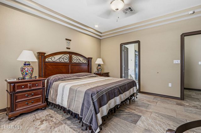 12039 EQUESTRIAN Road, El Paso, TX 79928
