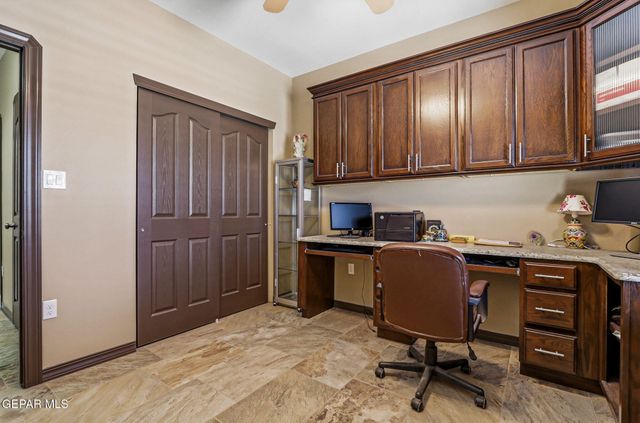 12039 EQUESTRIAN Road, El Paso, TX 79928