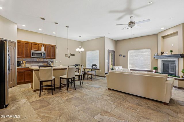 12039 EQUESTRIAN Road, El Paso, TX 79928