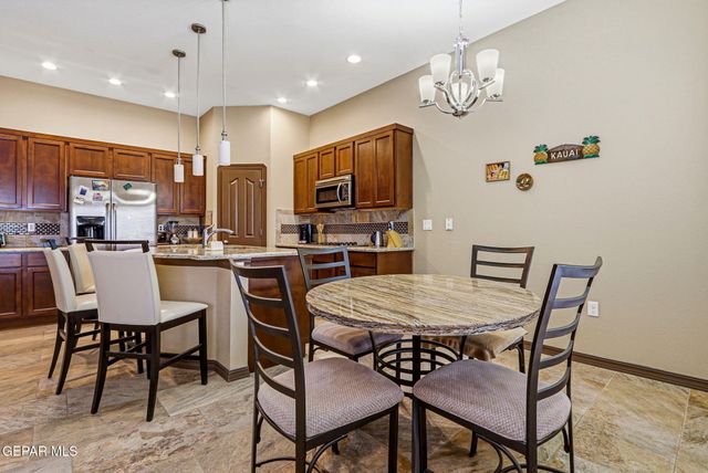 12039 EQUESTRIAN Road, El Paso, TX 79928