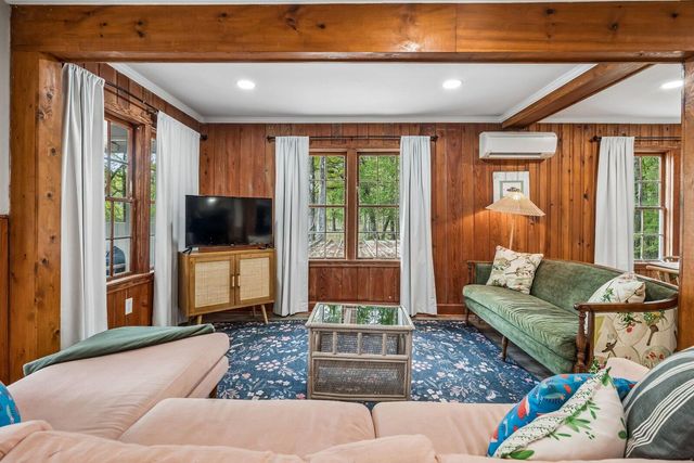 460 Trout Lane, Ridgeville, SC 29472