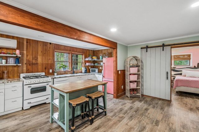 460 Trout Lane, Ridgeville, SC 29472