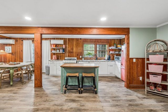 460 Trout Lane, Ridgeville, SC 29472