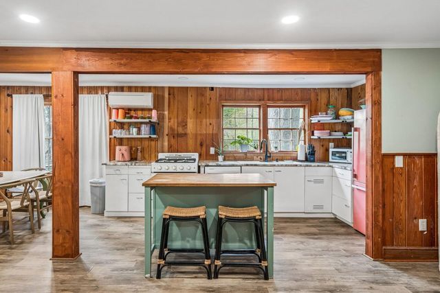 460 Trout Lane, Ridgeville, SC 29472