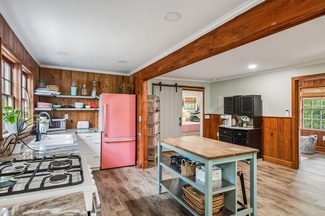460 Trout Lane, Ridgeville, SC 29472