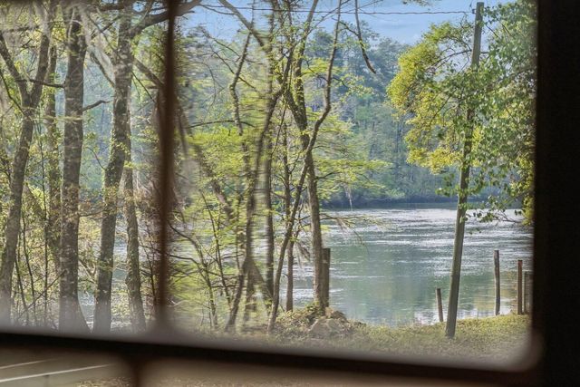460 Trout Lane, Ridgeville, SC 29472
