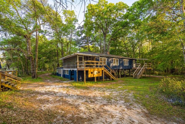 460 Trout Lane, Ridgeville, SC 29472