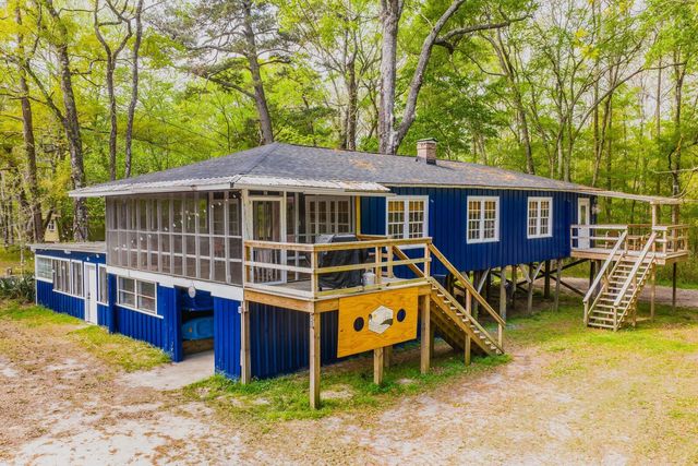 460 Trout Lane, Ridgeville, SC 29472