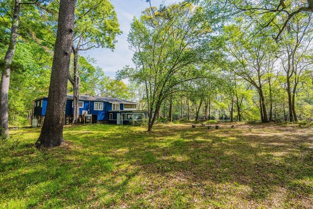 460 Trout Lane, Ridgeville, SC 29472