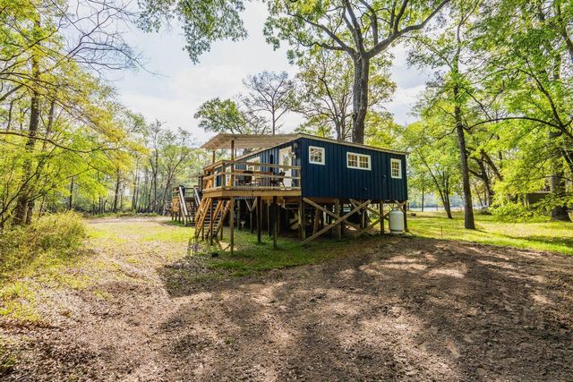 460 Trout Lane, Ridgeville, SC 29472