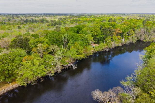 460 Trout Lane, Ridgeville, SC 29472