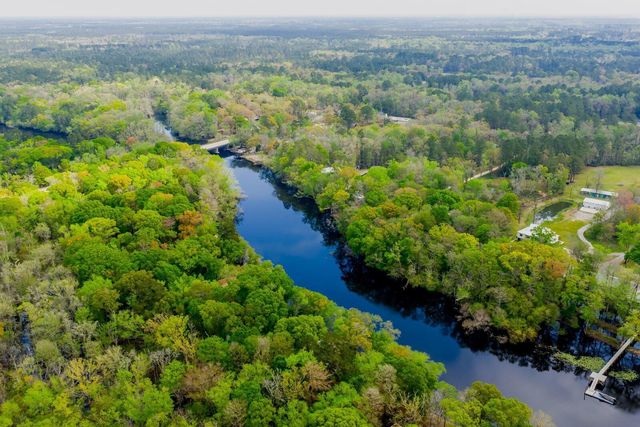 460 Trout Lane, Ridgeville, SC 29472