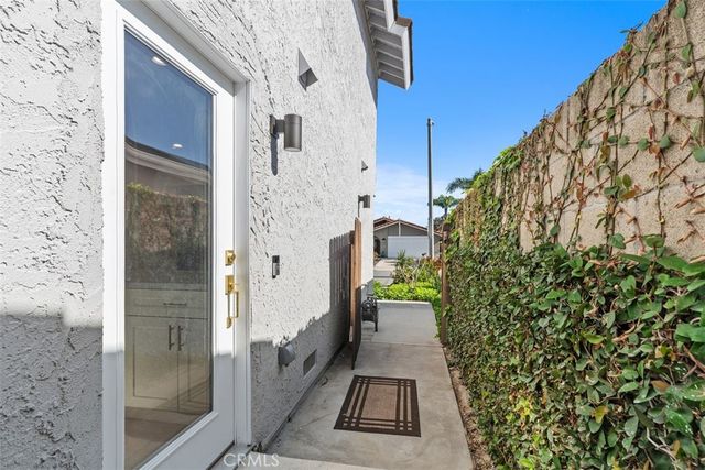 3926 Acacia Street, Irvine, CA 92606
