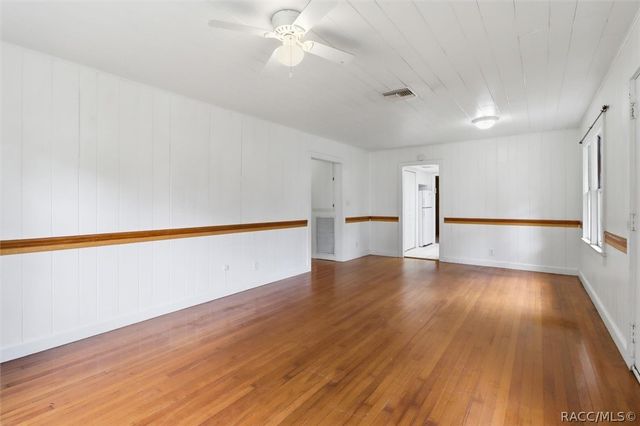 310 N Citrus Avenue, Inverness, FL 34450