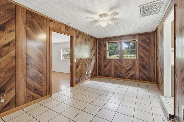 310 N Citrus Avenue, Inverness, FL 34450